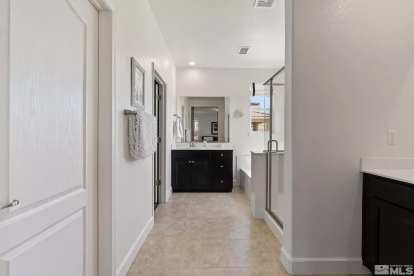 3097 Livorno, Sparks, Nevada 89434, 4 Bedrooms Bedrooms, ,3 BathroomsBathrooms,Residential,Residential,Livorno,250006450