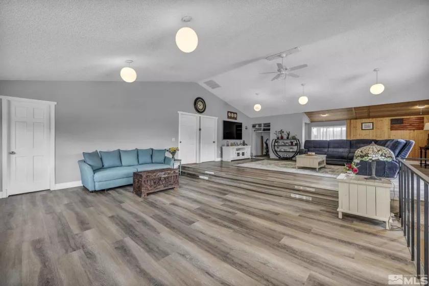 1131 Linda Anne, Gardnerville, Nevada 89410, 3 Bedrooms Bedrooms, ,3 BathroomsBathrooms,Residential,Residential,Linda Anne,250006457