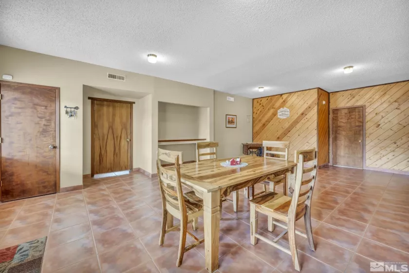 1131 Linda Anne, Gardnerville, Nevada 89410, 3 Bedrooms Bedrooms, ,3 BathroomsBathrooms,Residential,Residential,Linda Anne,250006457