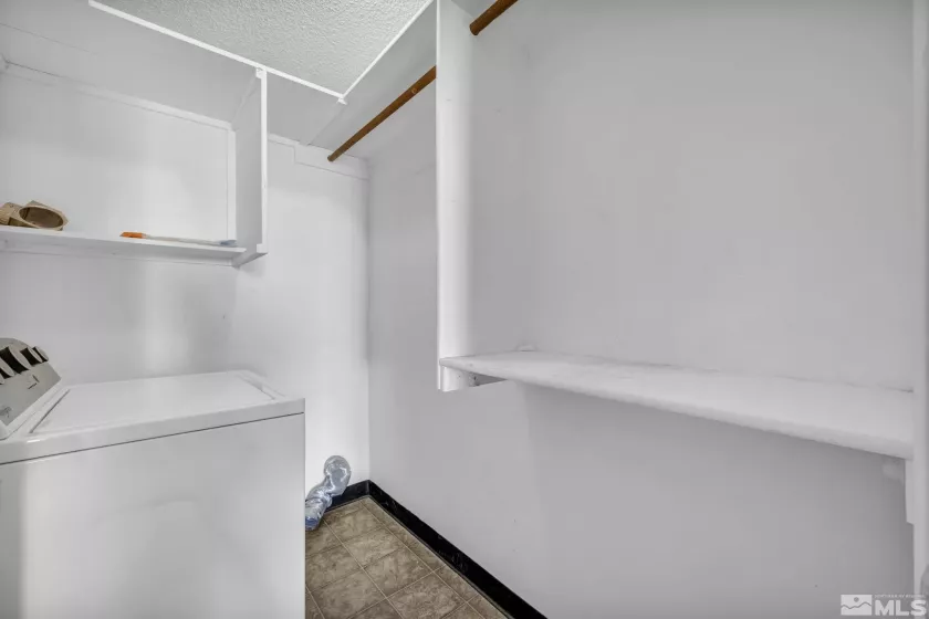 3939 Clear Acre, Reno, Nevada 89512, 1 Bedroom Bedrooms, ,1 BathroomBathrooms,Residential,Residential,Clear Acre,250006456