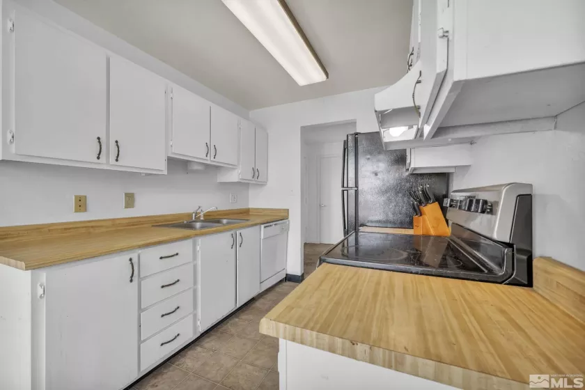 3939 Clear Acre, Reno, Nevada 89512, 1 Bedroom Bedrooms, ,1 BathroomBathrooms,Residential,Residential,Clear Acre,250006456