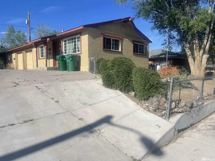 1365 11th, Reno, Nevada 89512, ,Residential Income,Residential,11th,250006394