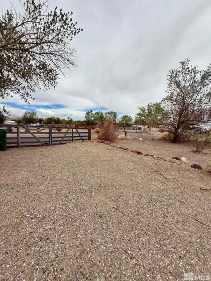 5575 Navajo, Silver Springs, Nevada 89429, 2 Bedrooms Bedrooms, ,2 BathroomsBathrooms,Residential,Residential,Navajo,250006400