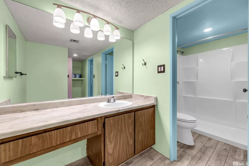 119 Vista Rafael, Reno, Nevada 89503, 1 Bedroom Bedrooms, ,1 BathroomBathrooms,Residential,Residential,Vista Rafael,250006401