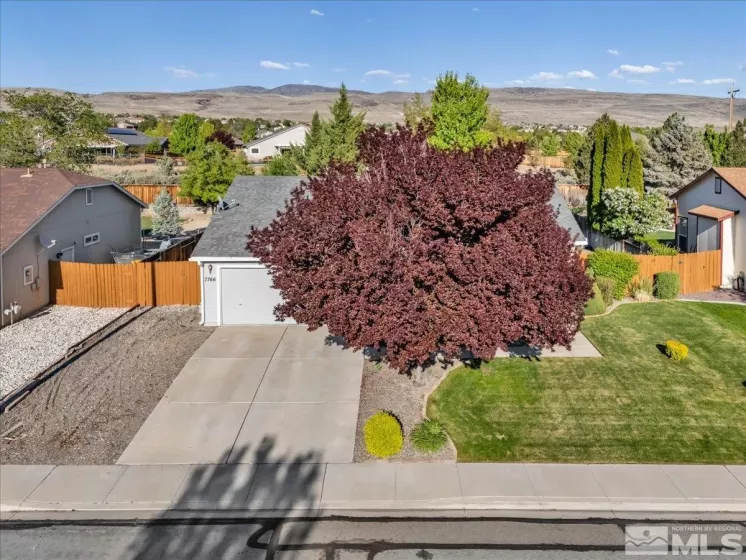 7766 Cerritos, Sparks, Nevada 89436, 3 Bedrooms Bedrooms, ,2 BathroomsBathrooms,Residential,Residential,Cerritos,250006405