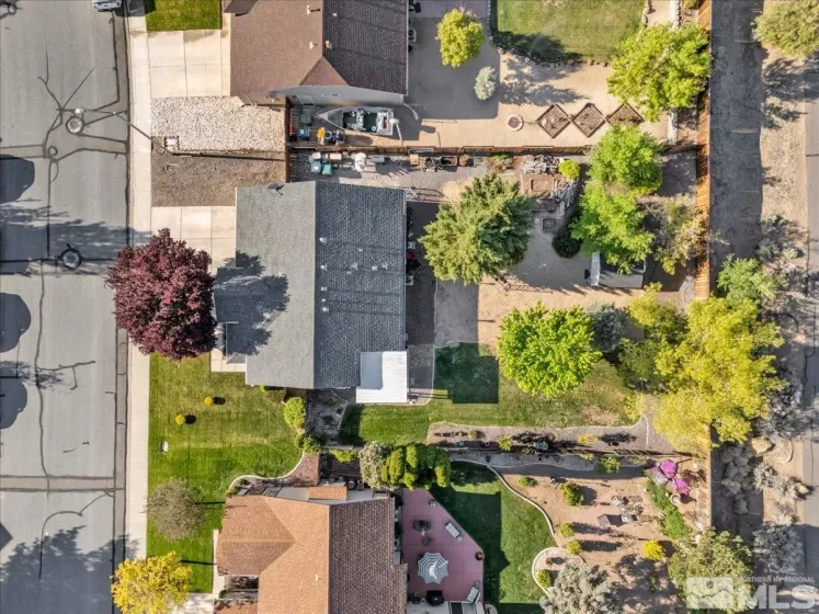 7766 Cerritos, Sparks, Nevada 89436, 3 Bedrooms Bedrooms, ,2 BathroomsBathrooms,Residential,Residential,Cerritos,250006405