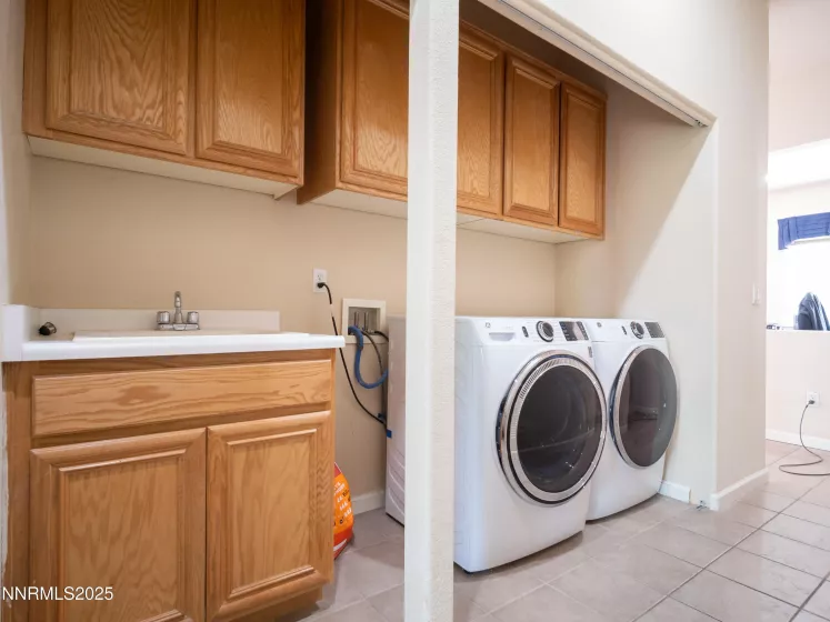 1840 Granite Chief, Reno, Nevada 89521, 4 Bedrooms Bedrooms, ,2 BathroomsBathrooms,Residential,Residential,Granite Chief,250006407