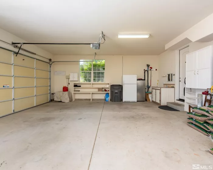 391 Angelina, Wellington, Nevada 89444, 3 Bedrooms Bedrooms, ,4 BathroomsBathrooms,Residential,Residential,Angelina,250006408