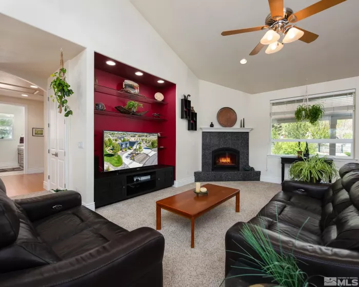 391 Angelina, Wellington, Nevada 89444, 3 Bedrooms Bedrooms, ,4 BathroomsBathrooms,Residential,Residential,Angelina,250006408