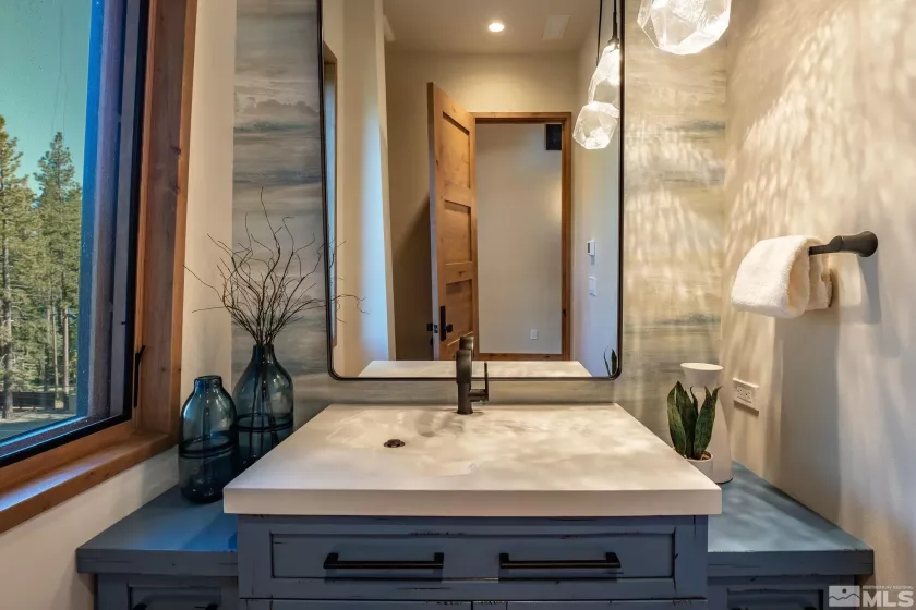 106 Slott Peak, Incline Village, Nevada 89451, 5 Bedrooms Bedrooms, ,7 BathroomsBathrooms,Residential,Residential,Slott Peak,250006415