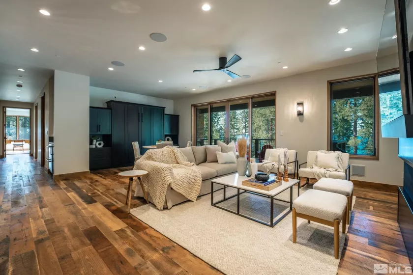 106 Slott Peak, Incline Village, Nevada 89451, 5 Bedrooms Bedrooms, ,7 BathroomsBathrooms,Residential,Residential,Slott Peak,250006415
