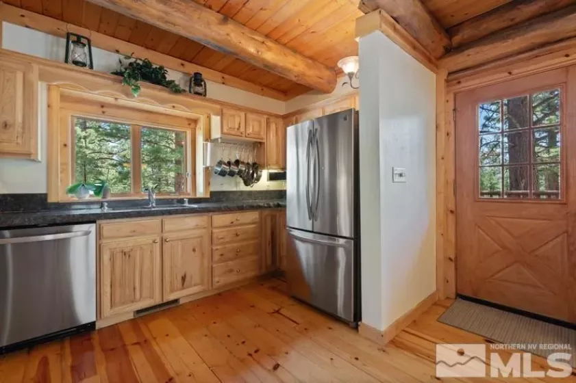 16760 Big Pine, Reno, Nevada 89511, 3 Bedrooms Bedrooms, ,3 BathroomsBathrooms,Residential,Residential,Big Pine,250006416
