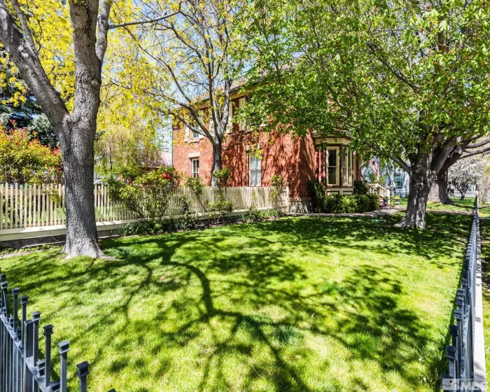 308 Thompson, Carson City, Nevada 89703, 5 Bedrooms Bedrooms, ,3 BathroomsBathrooms,Residential,Residential,Thompson,250006419