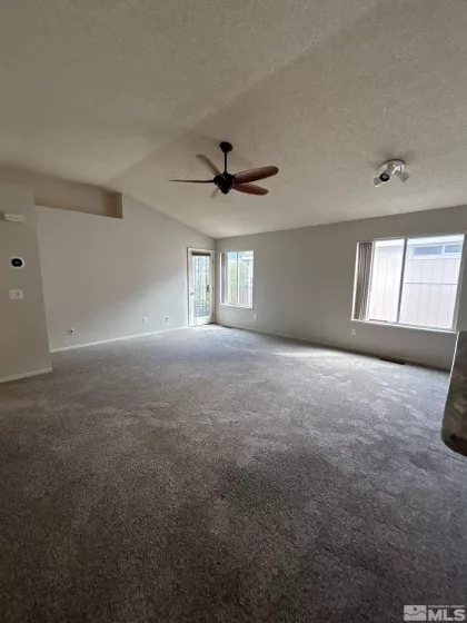 4918 Bayridge, Reno, Nevada 89502, 3 Bedrooms Bedrooms, ,2 BathroomsBathrooms,Residential Lease,Manufactured,Bayridge,250006462
