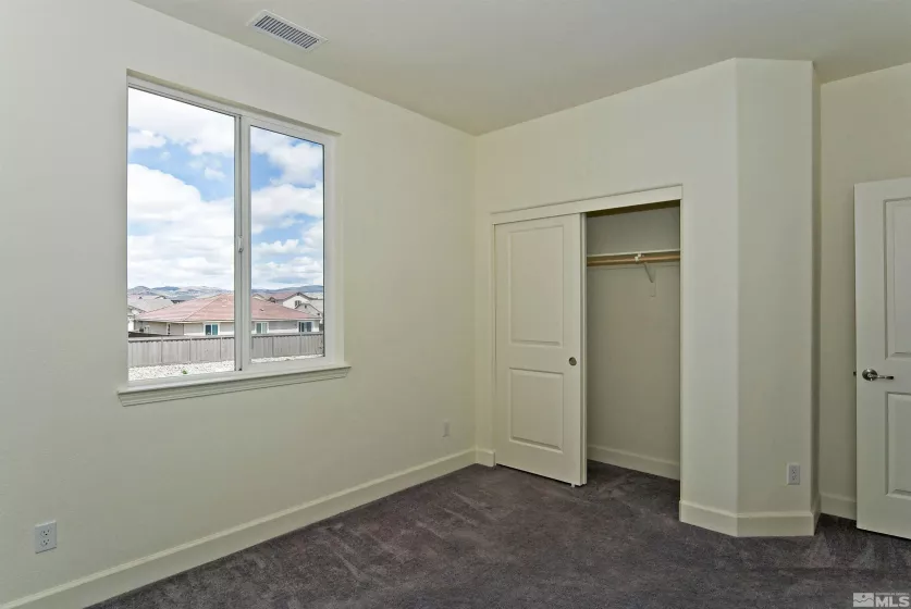 2091 Forest Grove, Sparks, Nevada 89436, 5 Bedrooms Bedrooms, ,3 BathroomsBathrooms,Residential,Residential,Forest Grove,250006461