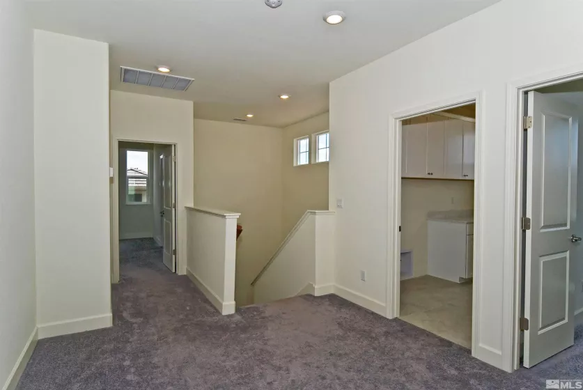 2091 Forest Grove, Sparks, Nevada 89436, 5 Bedrooms Bedrooms, ,3 BathroomsBathrooms,Residential,Residential,Forest Grove,250006461