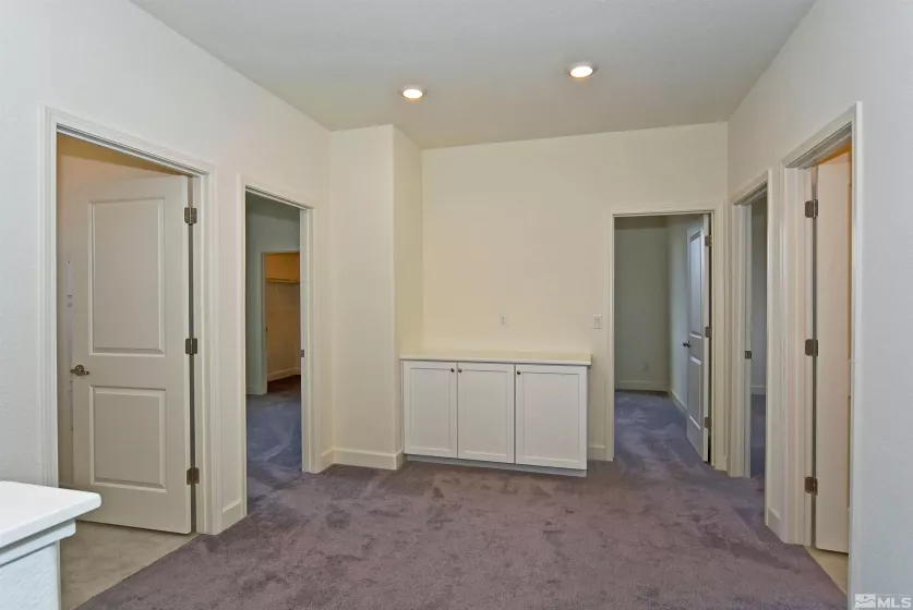 2091 Forest Grove, Sparks, Nevada 89436, 5 Bedrooms Bedrooms, ,3 BathroomsBathrooms,Residential,Residential,Forest Grove,250006461