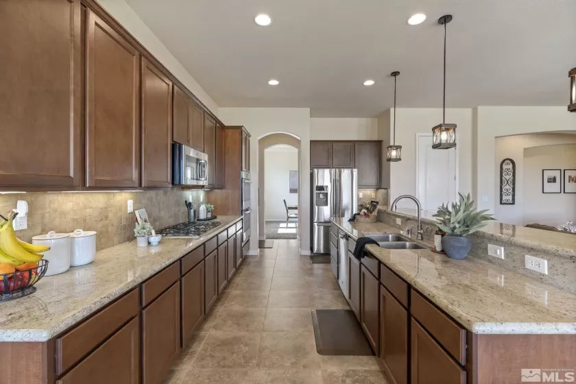 260 Serenade, Sparks, Nevada 89441, 5 Bedrooms Bedrooms, ,3 BathroomsBathrooms,Residential,Residential,Serenade,250006468