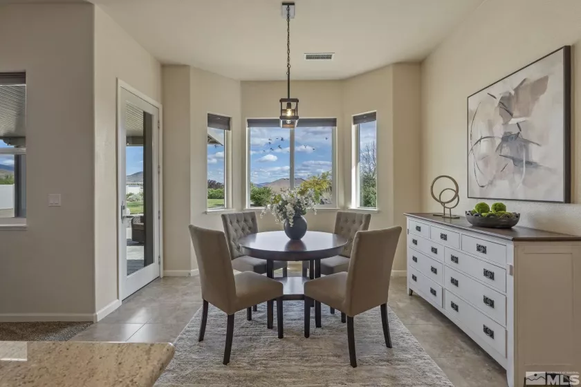 260 Serenade, Sparks, Nevada 89441, 5 Bedrooms Bedrooms, ,3 BathroomsBathrooms,Residential,Residential,Serenade,250006468