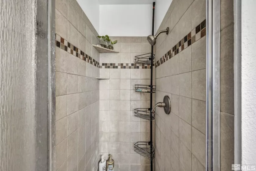 20 Devere, Sparks, Nevada 89431, 3 Bedrooms Bedrooms, ,2 BathroomsBathrooms,Residential,Residential,Devere,250006467