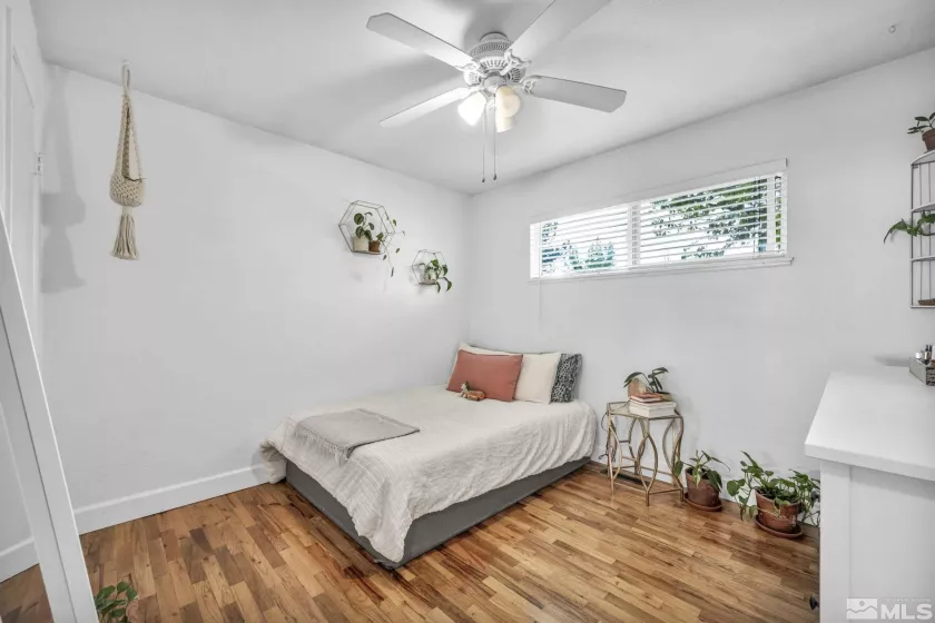 20 Devere, Sparks, Nevada 89431, 3 Bedrooms Bedrooms, ,2 BathroomsBathrooms,Residential,Residential,Devere,250006467