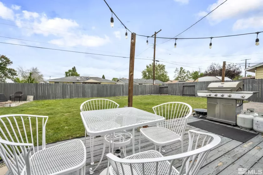 20 Devere, Sparks, Nevada 89431, 3 Bedrooms Bedrooms, ,2 BathroomsBathrooms,Residential,Residential,Devere,250006467