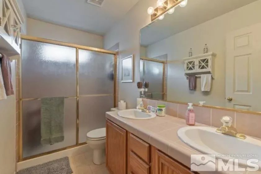 5284 Tappan, Reno, Nevada 89523, 4 Bedrooms Bedrooms, ,3 BathroomsBathrooms,Residential,Residential,Tappan,250006492