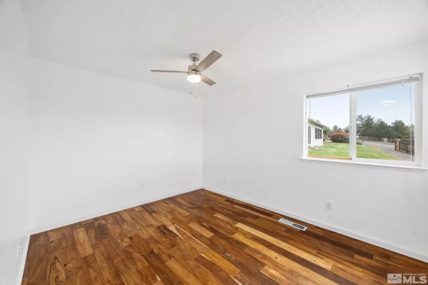 730 Icarus, Reno, Nevada 89512, 4 Bedrooms Bedrooms, ,3 BathroomsBathrooms,Residential,Residential,Icarus,250006543