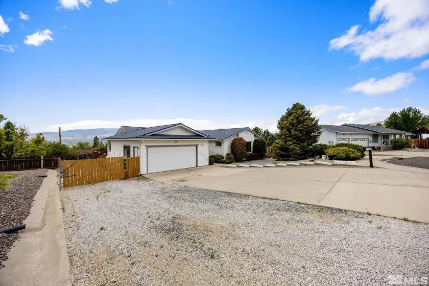 730 Icarus, Reno, Nevada 89512, 4 Bedrooms Bedrooms, ,3 BathroomsBathrooms,Residential,Residential,Icarus,250006543