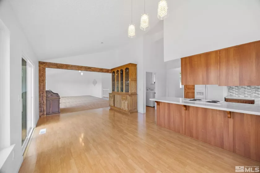 730 Icarus, Reno, Nevada 89512, 4 Bedrooms Bedrooms, ,3 BathroomsBathrooms,Residential,Residential,Icarus,250006543