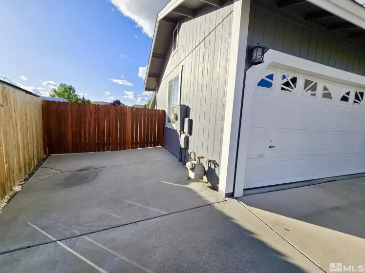 961 Ruddy, Sparks, Nevada 89441, 3 Bedrooms Bedrooms, ,2 BathroomsBathrooms,Residential,Residential,Ruddy,250006547