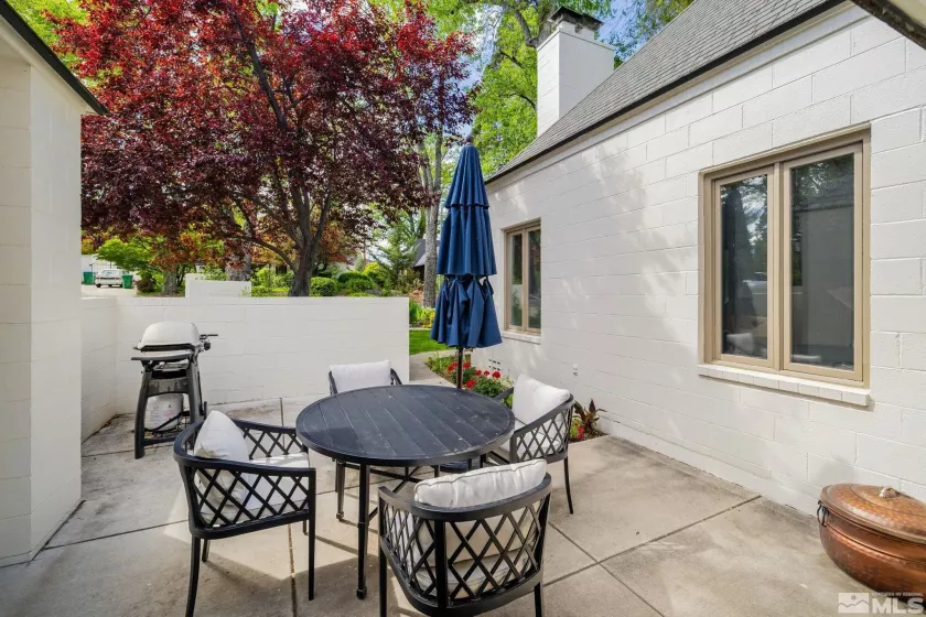 820 Marsh, Reno, Nevada 89509, 5 Bedrooms Bedrooms, ,4 BathroomsBathrooms,Residential,Residential,Marsh,250006555