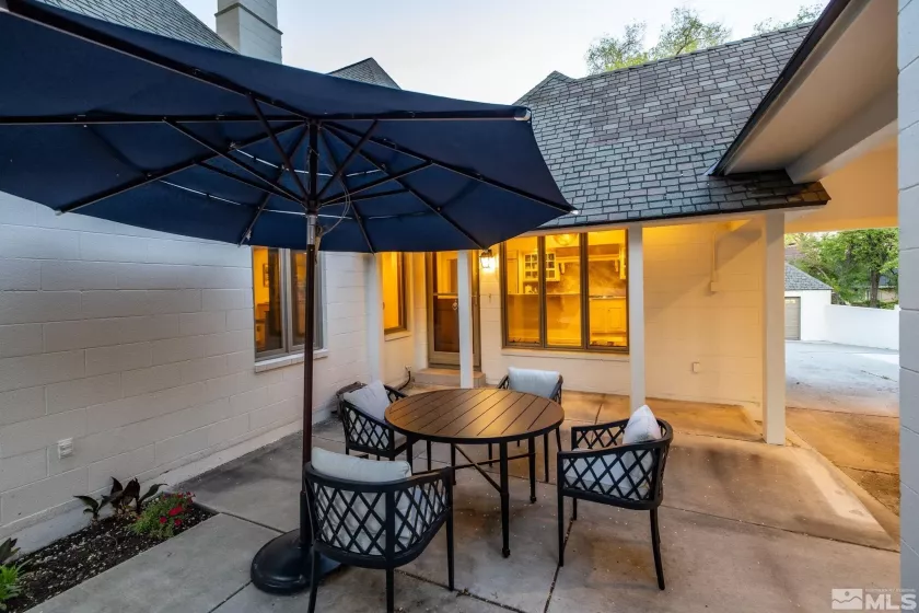 820 Marsh, Reno, Nevada 89509, 5 Bedrooms Bedrooms, ,4 BathroomsBathrooms,Residential,Residential,Marsh,250006555