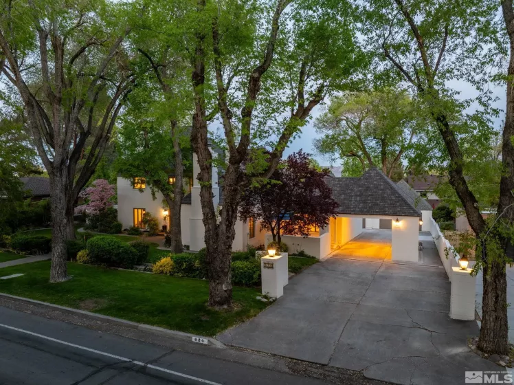 820 Marsh, Reno, Nevada 89509, 5 Bedrooms Bedrooms, ,4 BathroomsBathrooms,Residential,Residential,Marsh,250006555
