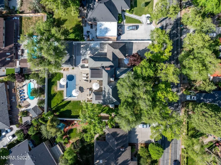 820 Marsh, Reno, Nevada 89509, 5 Bedrooms Bedrooms, ,4 BathroomsBathrooms,Residential,Residential,Marsh,250006555