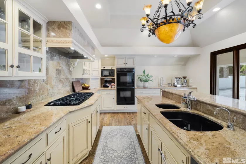 820 Marsh, Reno, Nevada 89509, 5 Bedrooms Bedrooms, ,4 BathroomsBathrooms,Residential,Residential,Marsh,250006555