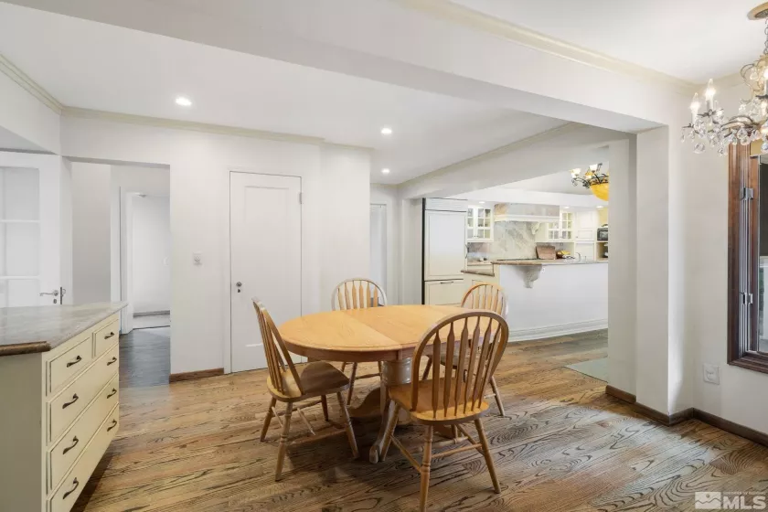 820 Marsh, Reno, Nevada 89509, 5 Bedrooms Bedrooms, ,4 BathroomsBathrooms,Residential,Residential,Marsh,250006555