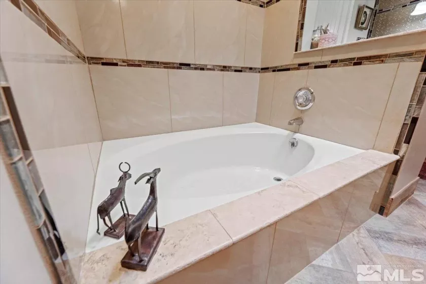 3425 Skyline, Reno, Nevada 89509, 3 Bedrooms Bedrooms, ,3 BathroomsBathrooms,Residential,Residential,Skyline,250006565