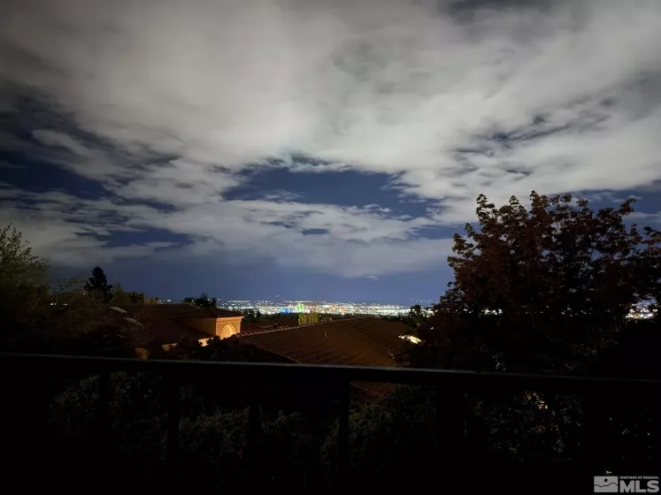 3425 Skyline, Reno, Nevada 89509, 3 Bedrooms Bedrooms, ,3 BathroomsBathrooms,Residential,Residential,Skyline,250006565