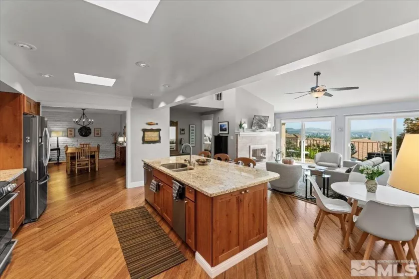 3425 Skyline, Reno, Nevada 89509, 3 Bedrooms Bedrooms, ,3 BathroomsBathrooms,Residential,Residential,Skyline,250006565