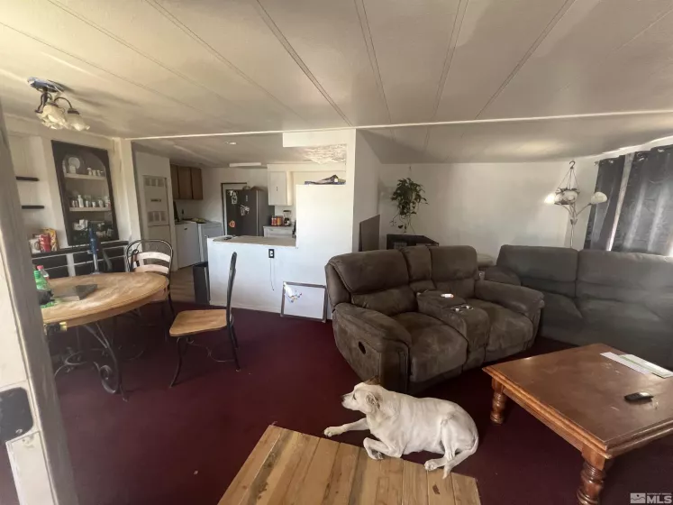 5635 Duclerque, Sun Valley, Nevada 89433, 3 Bedrooms Bedrooms, ,2 BathroomsBathrooms,Residential,Residential,Duclerque,250006566