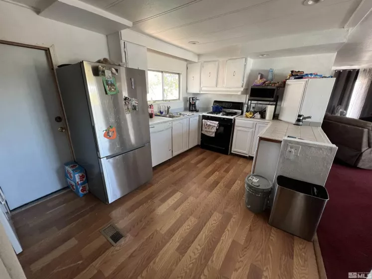5635 Duclerque, Sun Valley, Nevada 89433, 3 Bedrooms Bedrooms, ,2 BathroomsBathrooms,Residential,Residential,Duclerque,250006566