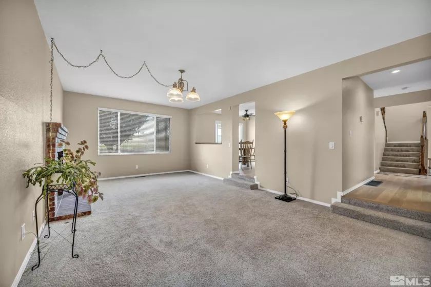 5245 Canyon View, Sparks, Nevada 89436, 4 Bedrooms Bedrooms, ,3 BathroomsBathrooms,Residential,Residential,Canyon View,250006568