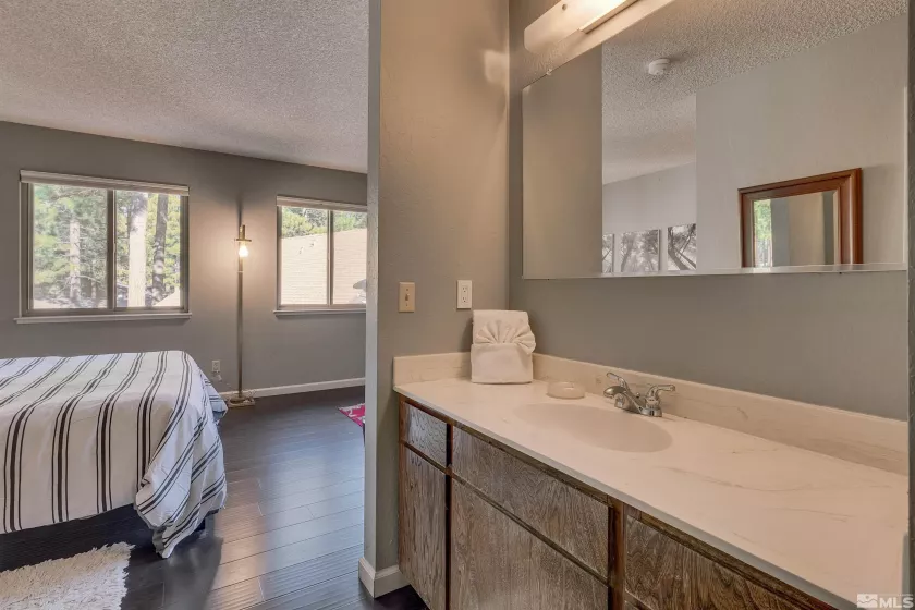 100 Lake, Stateline, Nevada 89449, 3 Bedrooms Bedrooms, ,2 BathroomsBathrooms,Residential,Residential,Lake,250006571