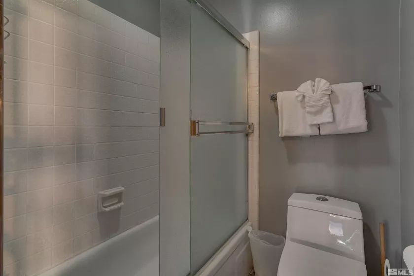 100 Lake, Stateline, Nevada 89449, 3 Bedrooms Bedrooms, ,2 BathroomsBathrooms,Residential,Residential,Lake,250006571