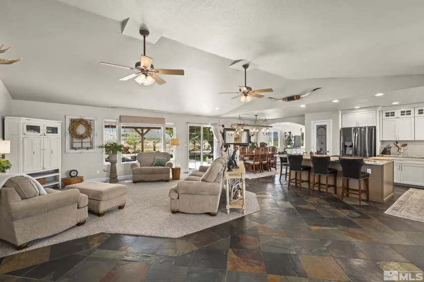 4800 Amy, Reno, Nevada 89510, 3 Bedrooms Bedrooms, ,3 BathroomsBathrooms,Residential,Residential,Amy,250006572