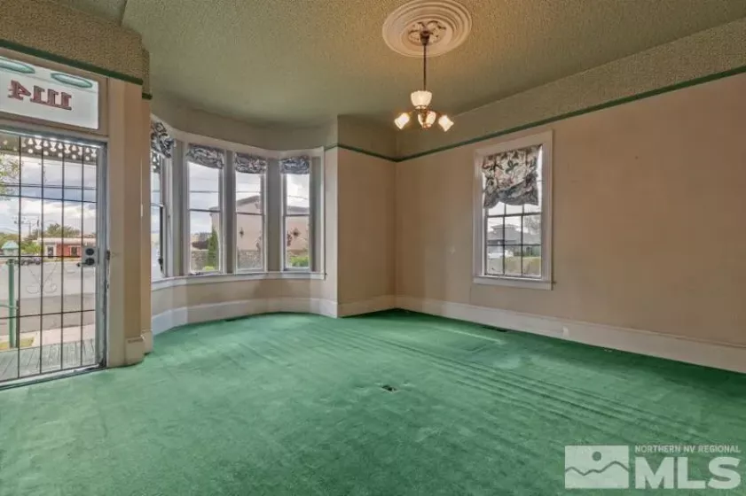 1114 Curry, Carson City, Nevada 89703, ,Commercial Sale,Residential,Curry,250006557