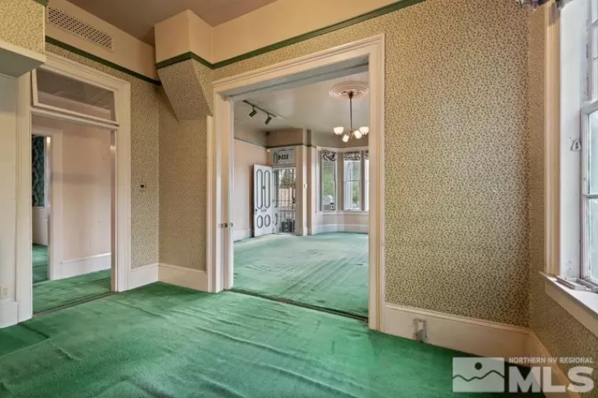 1114 Curry, Carson City, Nevada 89703, ,Commercial Sale,Residential,Curry,250006557