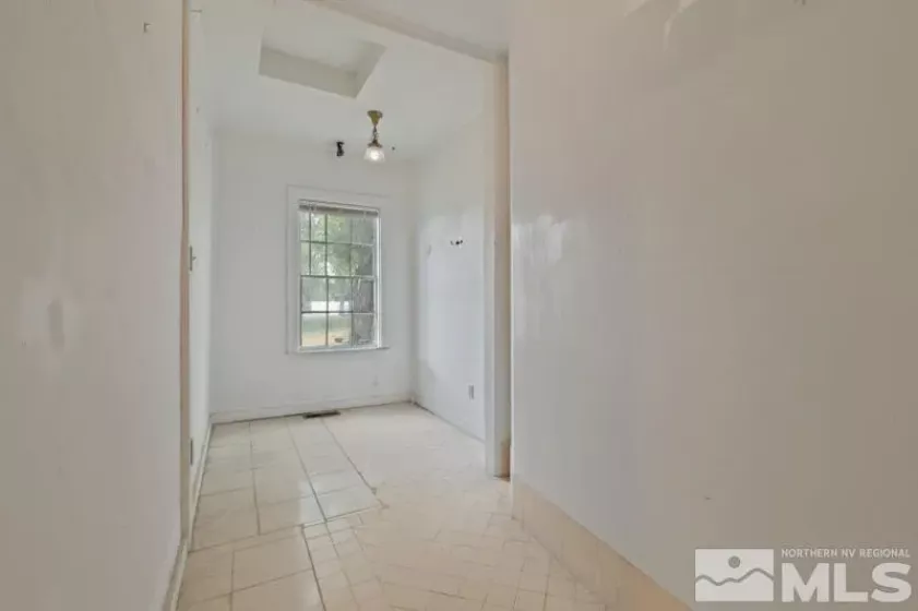 1114 Curry, Carson City, Nevada 89703, ,Commercial Sale,Residential,Curry,250006557