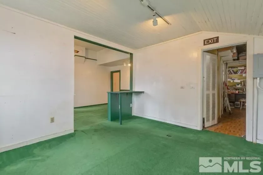 1114 Curry, Carson City, Nevada 89703, ,Commercial Sale,Residential,Curry,250006557